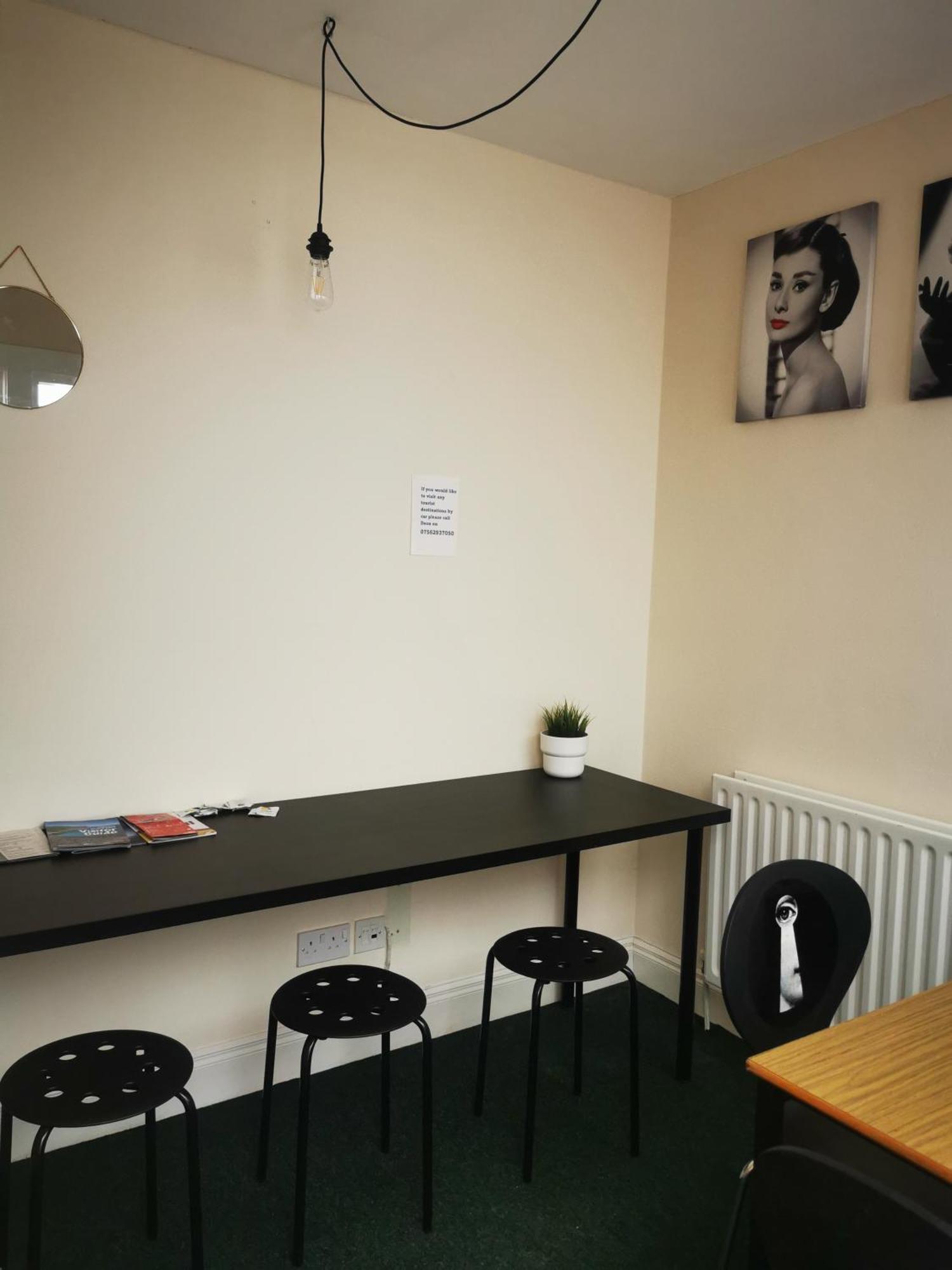 Botanic Avenue Hostel Less Than A Mile From The City Centre بلفاست المظهر الخارجي الصورة