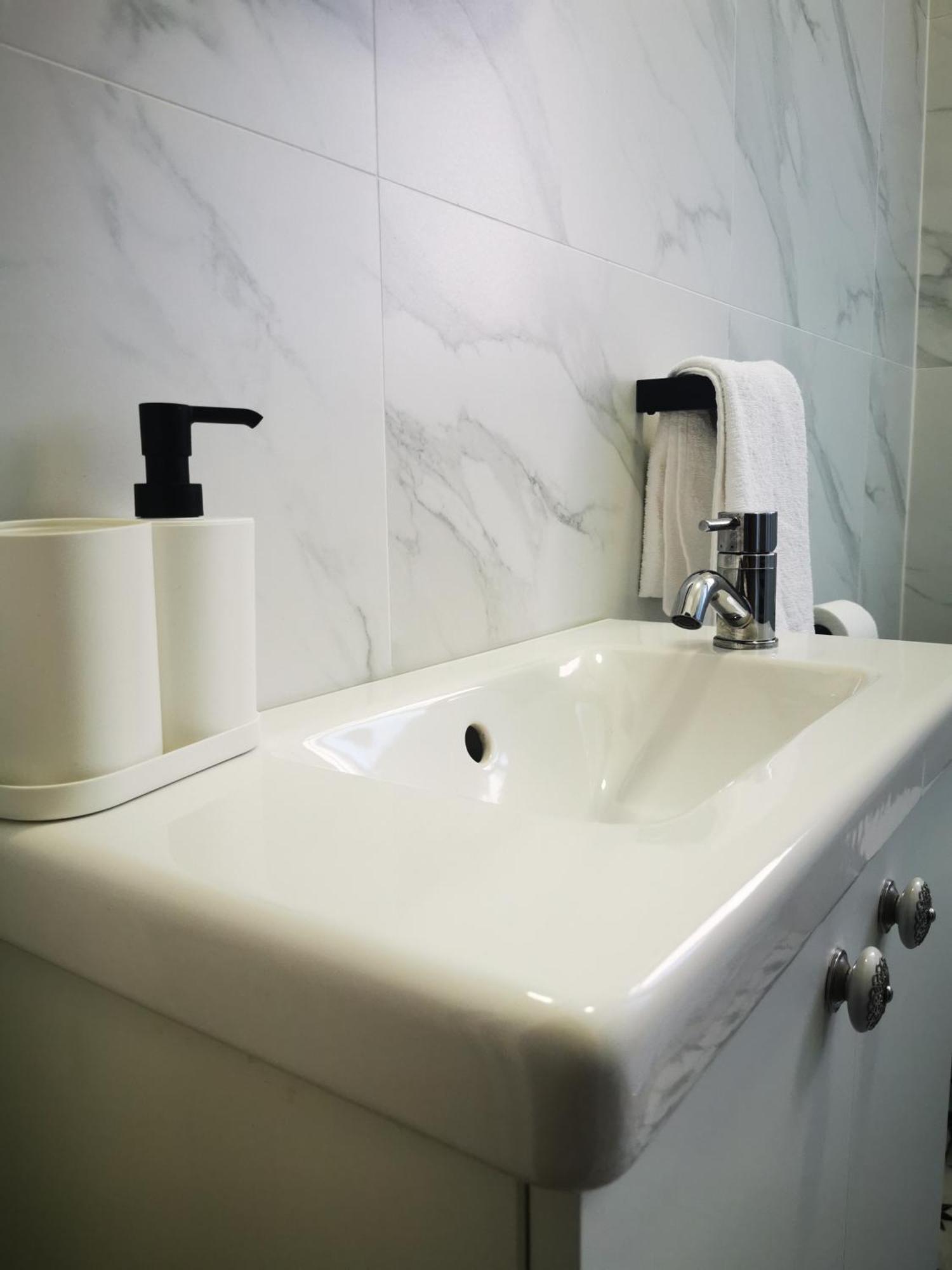Botanic Avenue Hostel Less Than A Mile From The City Centre بلفاست المظهر الخارجي الصورة
