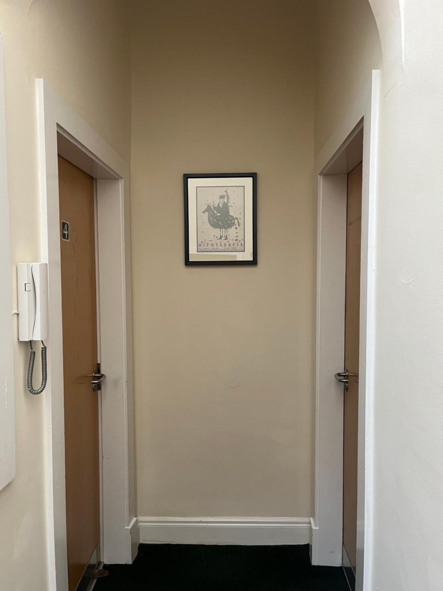 Botanic Avenue Hostel Less Than A Mile From The City Centre بلفاست المظهر الخارجي الصورة